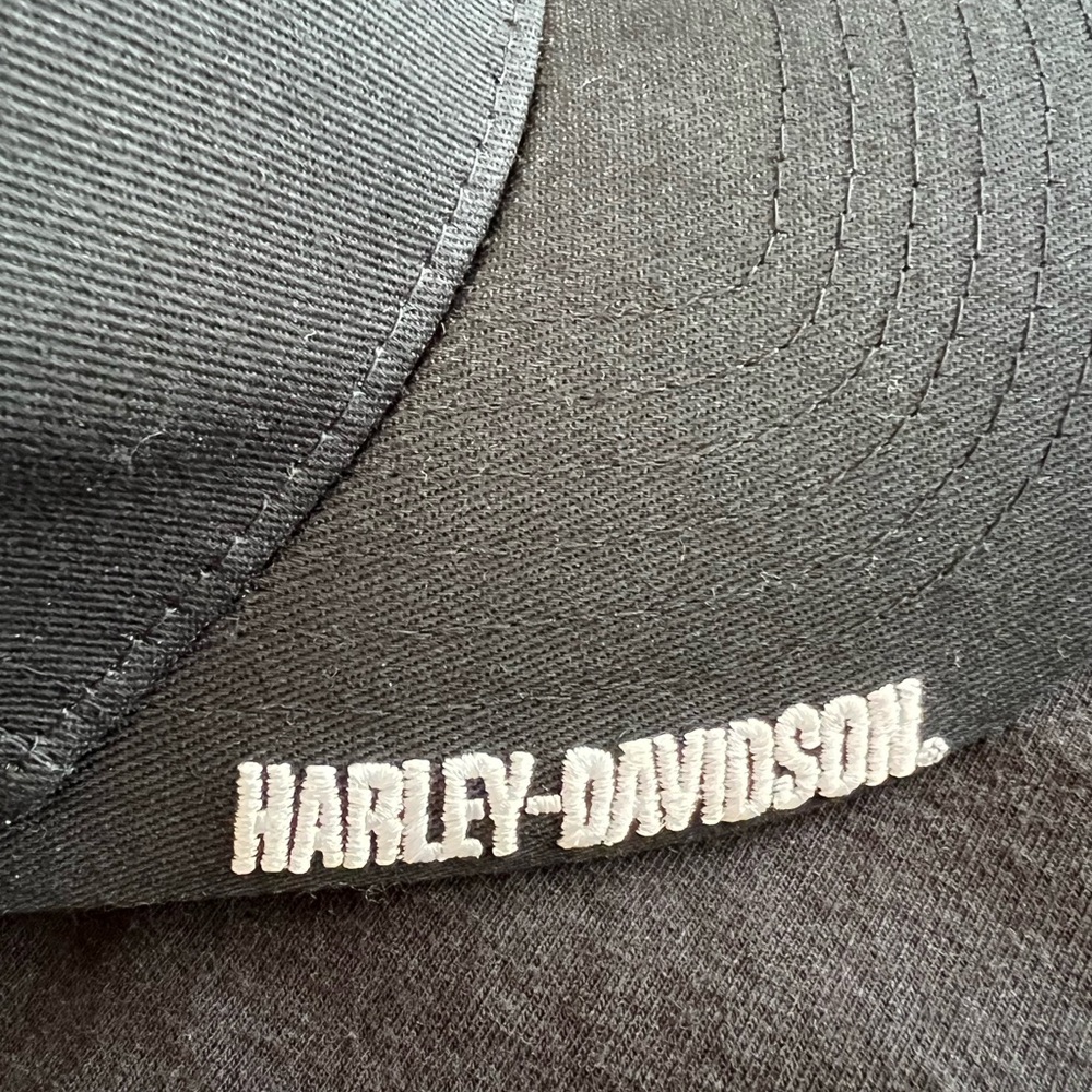 Harley-Davidson® Men’s Wisconsin Dealership Iconic Willie G TeeShirt & Cap Lot 💀 - Picture 12 of 15